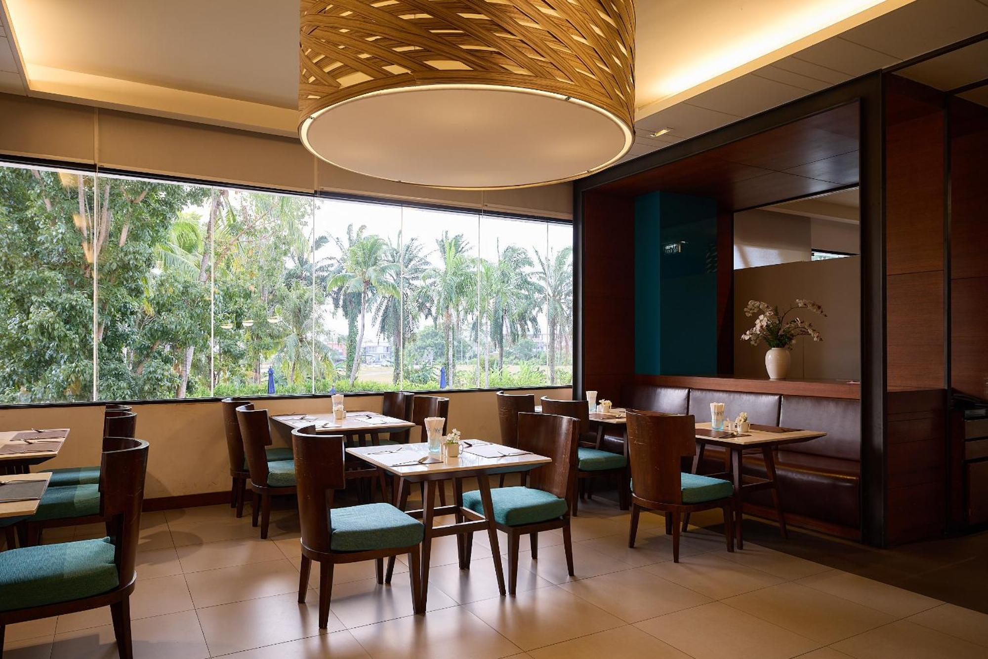 Rua Rasada Hotel - The Ideal Venue For Meetings & Events Транг Екстер'єр фото
